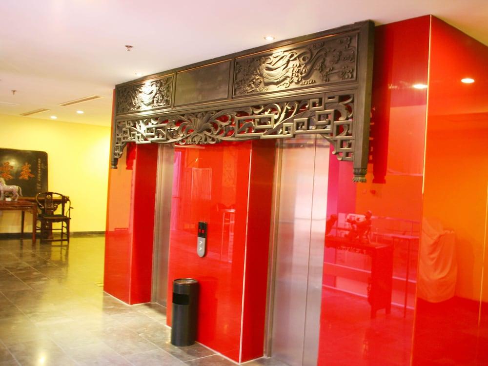 China Community Culture & Art Hotel Čching-tao Exteriér fotografie