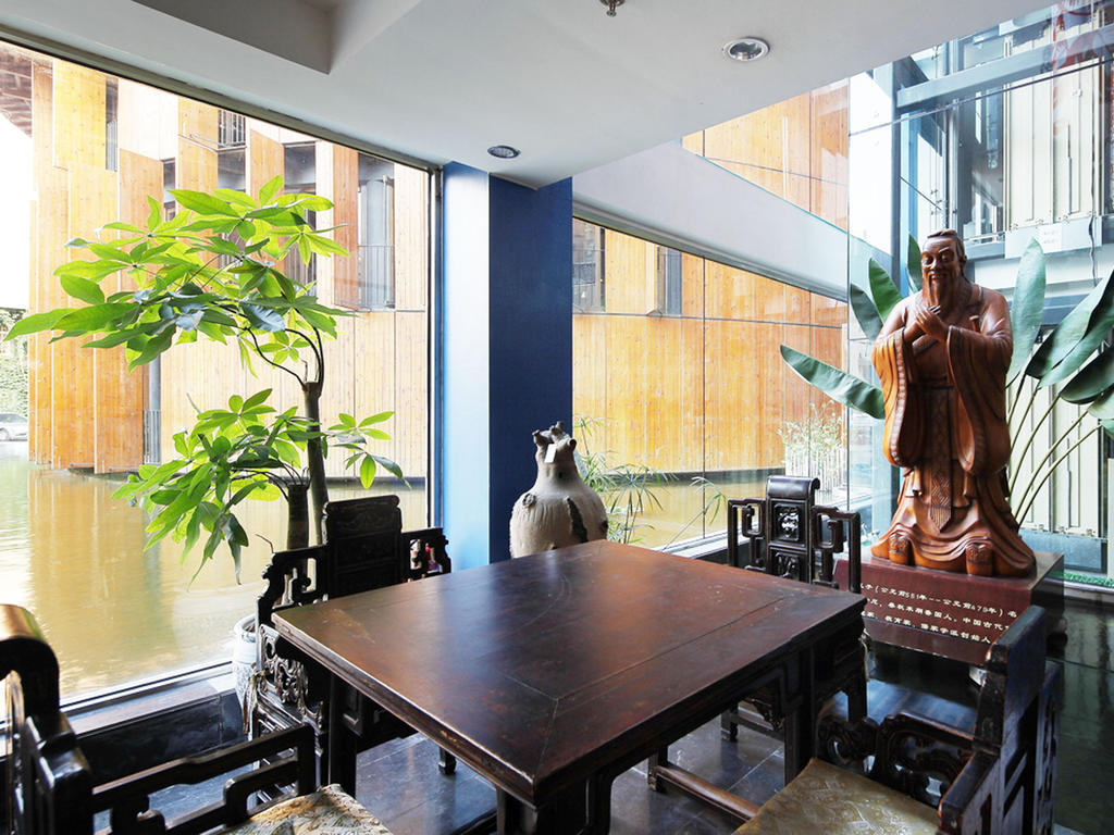 China Community Culture & Art Hotel Čching-tao Exteriér fotografie